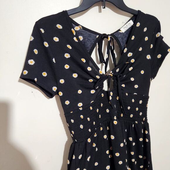 Jolie and Joy Summer Dress Size Large Black Floral Open Back New - Picture 2 of 12